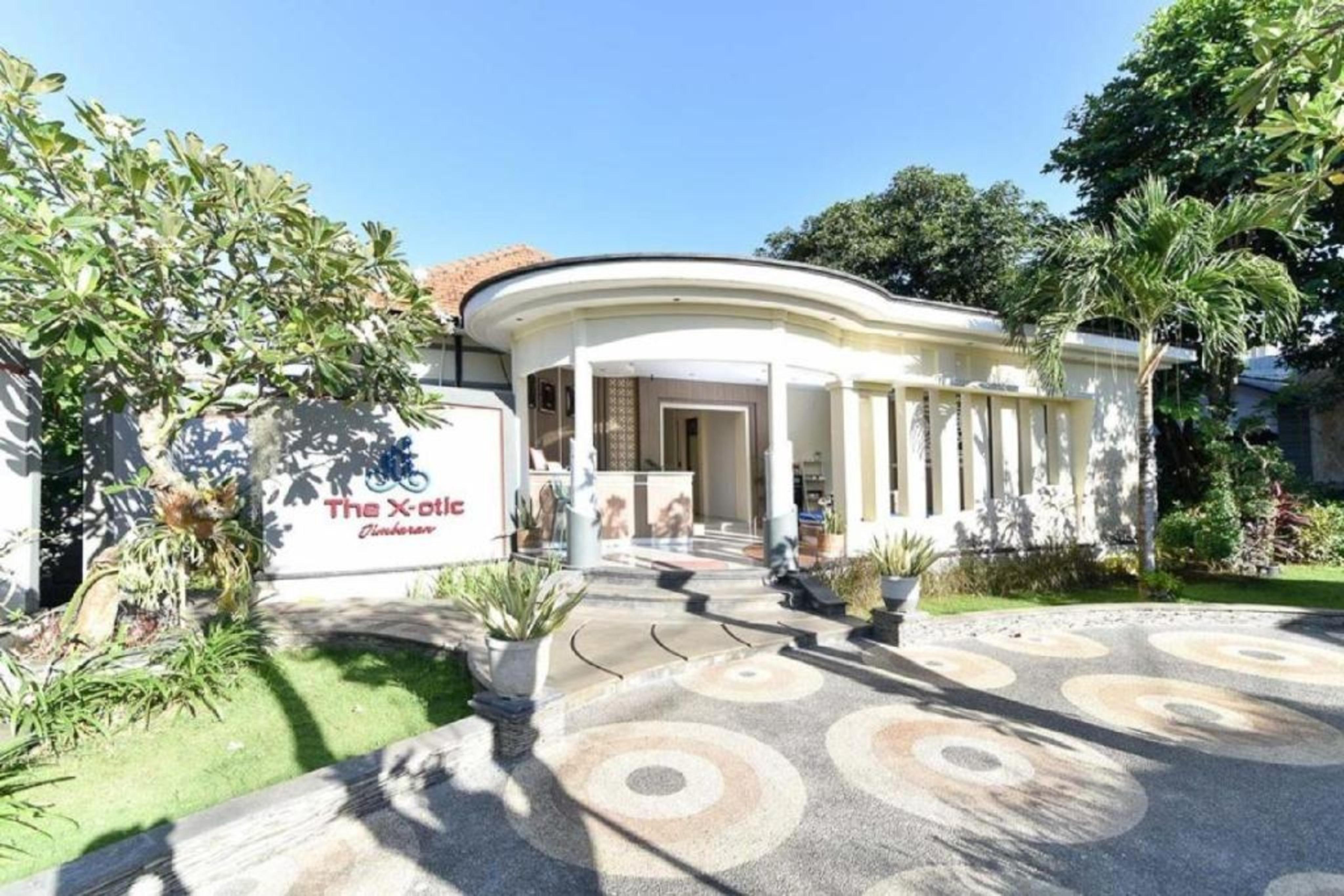 The Xotic Jimbaran Bali Hotel Buitenkant foto